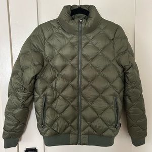 Womens Patagonia x Reformaton puffer jacket, Size S